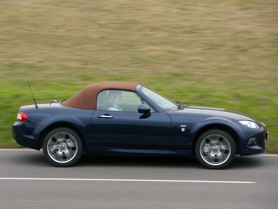  Mazda MX-5 Roadster Venture 2013 года  (фото 2 из 10)